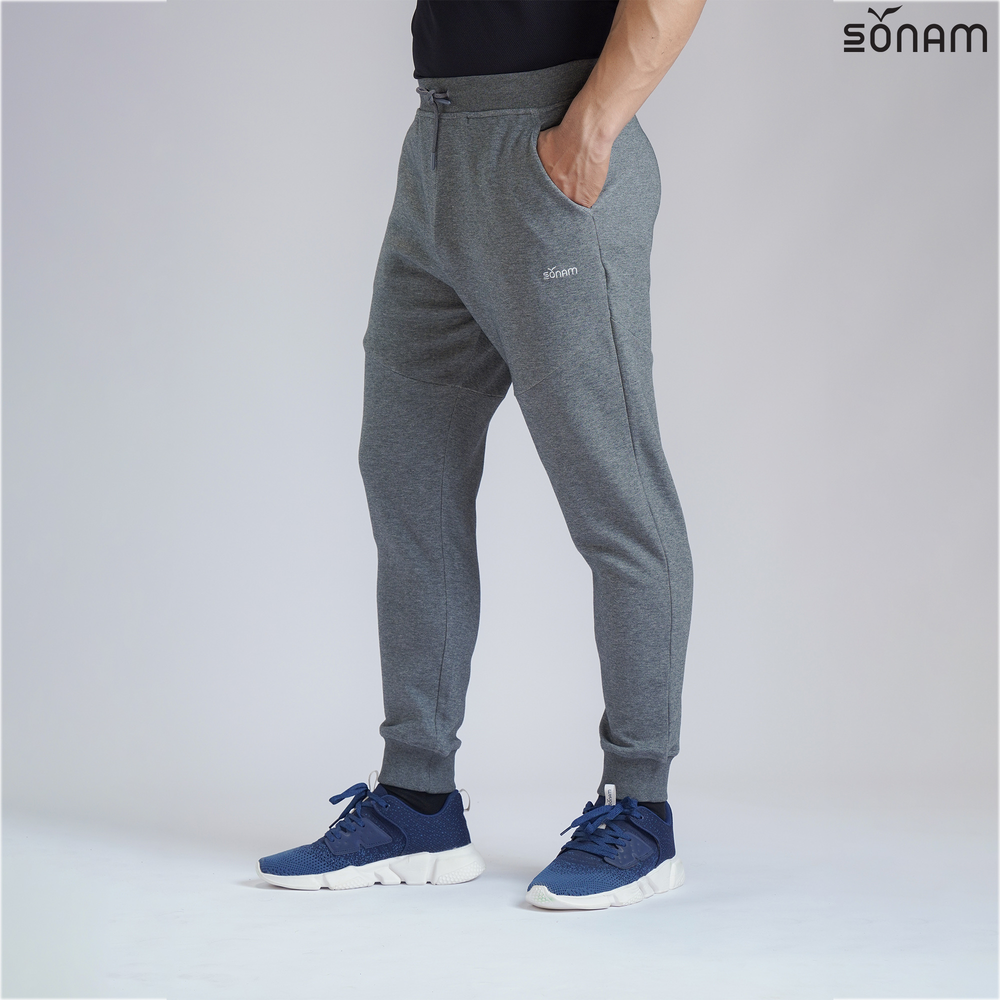 SONAM CHHAPTEN MEN`S SCUBA JOGGER (SS2024) #2123_01