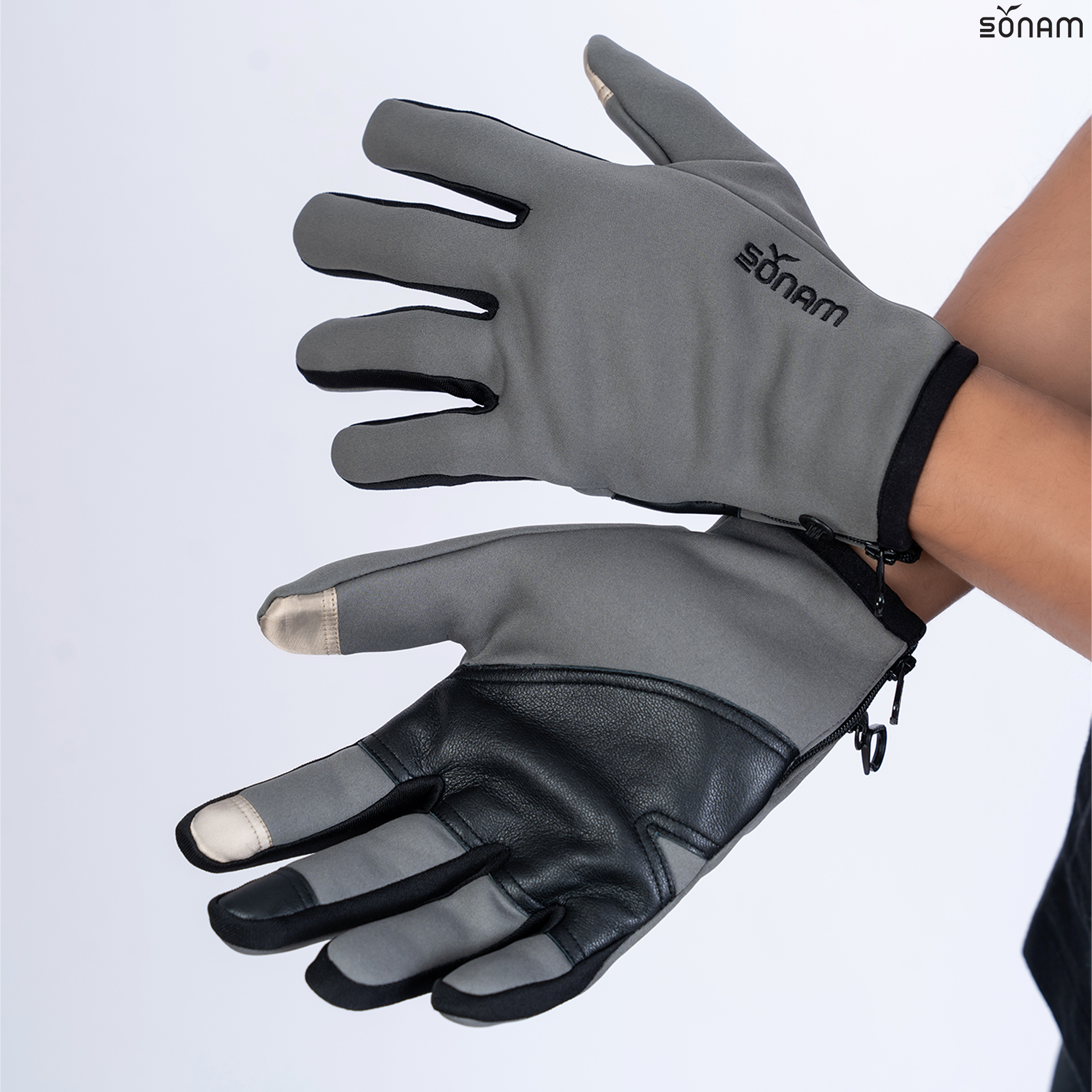 SONAM ARIN SOFTSHELL GLOVES (FW2025) #2870